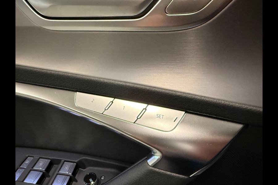 Audi A6 Avant 55 TFSI e-quattro 3X S-LINE BLACK-LINE PANO/B&O/SFEERVERL/M-STOELEN/NAVI/DAB/CARPLAY///