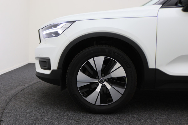 Volvo XC40 2.0 T4 AWD R-Design Panoramadak, H&K, Virtual Cockpit, Apple Carplay, LED, Trekhaak, 18''