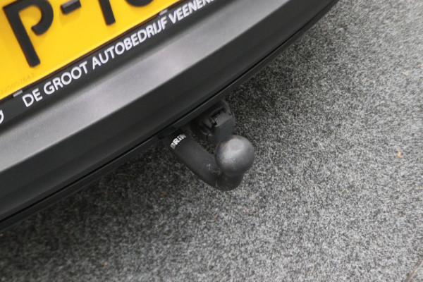 Volvo XC40 2.0 T4 AWD R-Design Panoramadak, H&K, Virtual Cockpit, Apple Carplay, LED, Trekhaak, 18''