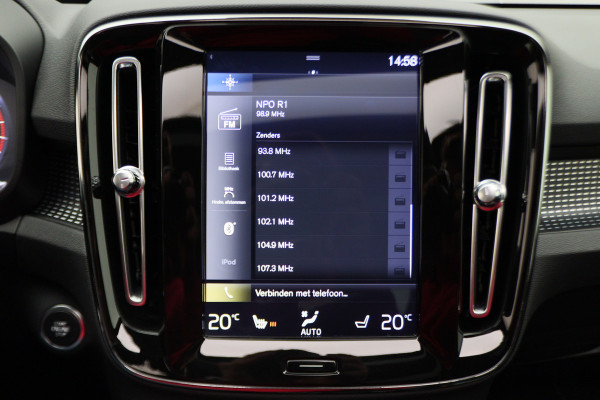 Volvo XC40 2.0 T4 AWD R-Design Panoramadak, H&K, Virtual Cockpit, Apple Carplay, LED, Trekhaak, 18''