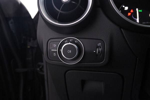 Alfa Romeo Stelvio 2.2d B-Tech Alles zwart, Volledier, Climate, Trkehaak,