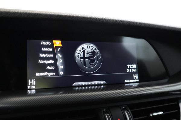Alfa Romeo Stelvio 2.2d B-Tech Alles zwart, Volledier, Climate, Trkehaak,