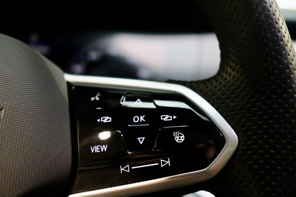 Volkswagen Touareg 3.0 TSi eHybrid R 4M PANO|TrkHk|22''