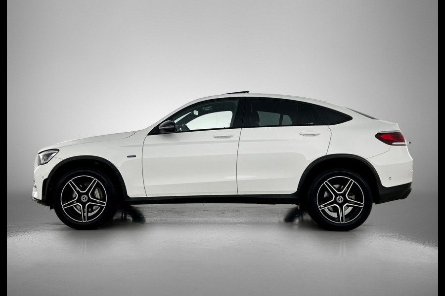 Mercedes-Benz GLC 300 e 4MATIC Business Solution AMG Schuif/kanteldak | 5 spaaks lichtmetalen velgen | Navigatie | parking support Inclusief 24 maanden MB Certified garantie voor Europa.