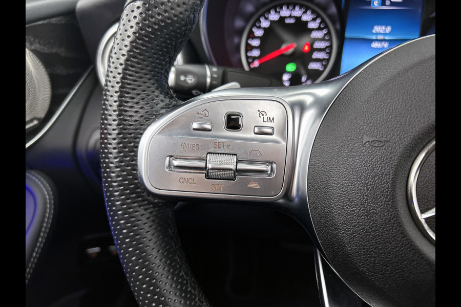 Mercedes-Benz GLC 300 e 4MATIC Business Solution AMG Schuif/kanteldak | 5 spaaks lichtmetalen velgen | Navigatie | parking support Inclusief 24 maanden MB Certified garantie voor Europa.