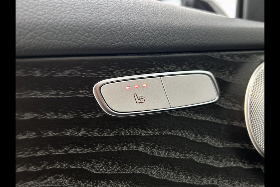Mercedes-Benz GLC 300 e 4MATIC Business Solution AMG Schuif/kanteldak | 5 spaaks lichtmetalen velgen | Navigatie | parking support Inclusief 24 maanden MB Certified garantie voor Europa.