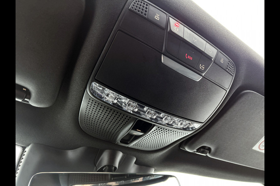 Mercedes-Benz GLC 300 e 4MATIC Business Solution AMG Schuif/kanteldak | 5 spaaks lichtmetalen velgen | Navigatie | parking support Inclusief 24 maanden MB Certified garantie voor Europa.