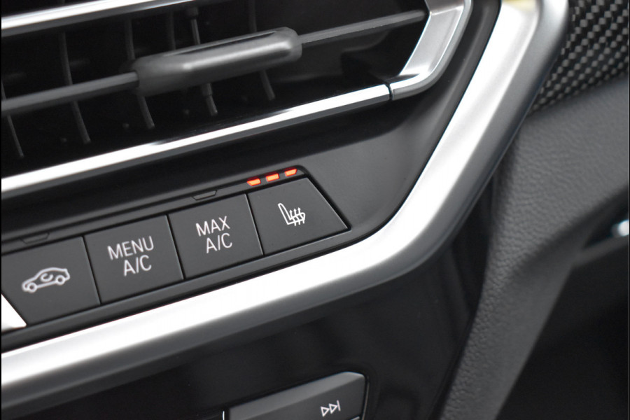 BMW X3 xDrive30e M-Pakket 292 Pk Frozen Black M-Stoelen Pano Navi 360 Memory Hud Carbon Camera Leder Laser 20 Inch