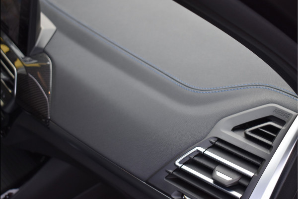 BMW X3 xDrive30e M-Pakket 292 Pk Frozen Black M-Stoelen Pano Navi 360 Memory Hud Carbon Camera Leder Laser 20 Inch