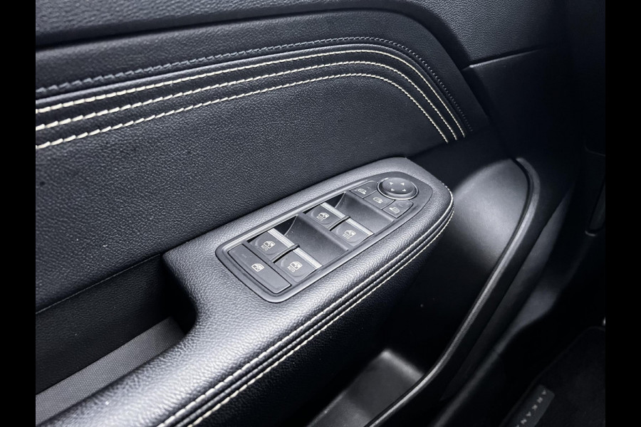 Renault Arkana 1.6 E-Tech hybrid 145 E-Tech engineered Adaptieve Cruise Control | Stoel- en stuurwiel verwarming | Climate Control | Trekhaak