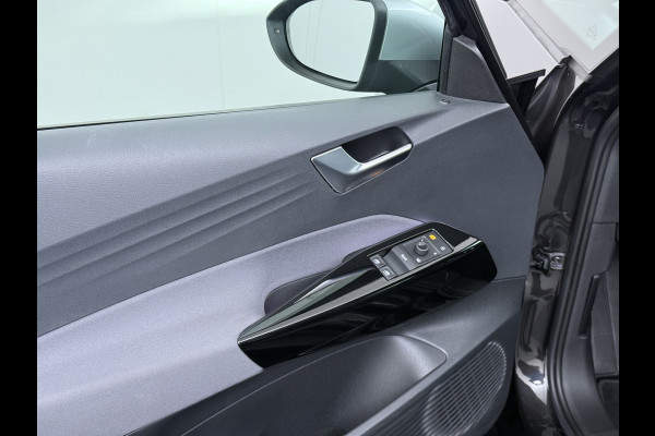 Volkswagen ID.3 First 58kWh Navi Ecc Adap.Cruise Apple Carplay Android 18"lm Pdc Bluetooth Keyless Led Rijstrooksensor IQ Drive Stoel+Stuurverwarming 1e Eigenaar Origineel Nederlandse Auto