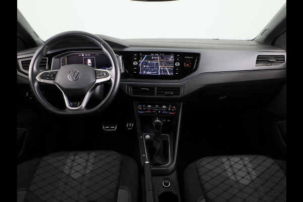 Volkswagen Taigo 1.0 TSI R-Line 110PK DSG  ( Automaat ) | Navigatie | Digitaal dashboard | Camera | Stoelverwarming