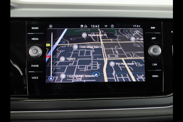 Volkswagen Taigo 1.0 TSI R-Line 110PK DSG  ( Automaat ) | Navigatie | Digitaal dashboard | Camera | Stoelverwarming