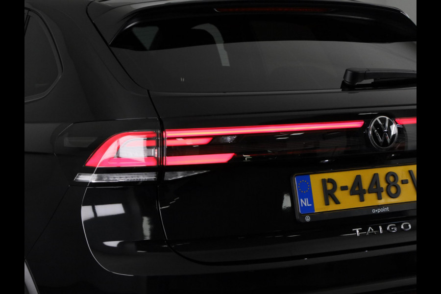 Volkswagen Taigo 1.0 TSI R-Line 110PK DSG  ( Automaat ) | Navigatie | Digitaal dashboard | Camera | Stoelverwarming