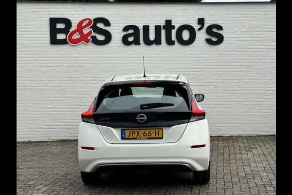 Nissan Leaf N-Connecta 39 kWh Adaptive cruise Climate control Stuur- en Stoelverwarming v/a Apple / Android