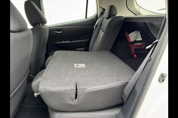 Nissan Leaf N-Connecta 39 kWh Adaptive cruise Climate control Stuur- en Stoelverwarming v/a Apple / Android