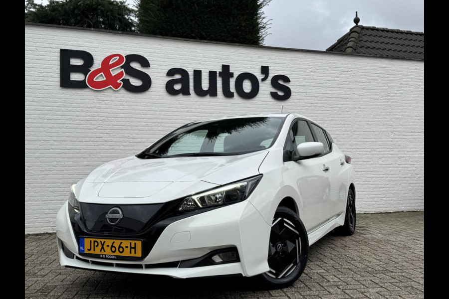 Nissan Leaf N-Connecta 39 kWh Adaptive cruise Climate control Stuur- en Stoelverwarming v/a Apple / Android