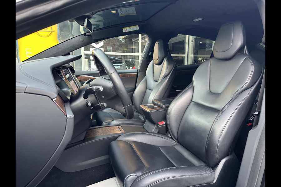 Tesla Model X 100D Long Range 7 PERSOONS AUTOPILOT / FABRIEKSGARANTIE TOT 2027