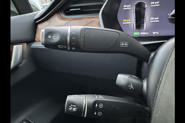 Tesla Model X 100D Long Range 7 PERSOONS AUTOPILOT / FABRIEKSGARANTIE TOT 2027