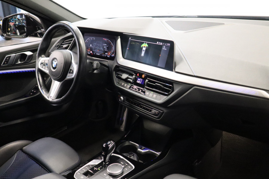 BMW 1-serie 120i M-Sport Navigatie Full-led 24 maanden garantie mogelijk (*vraag naar de voorwaarden)