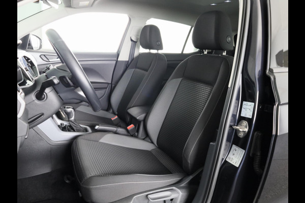 Volkswagen T-Cross 1.0 TSI R-Line 110Pk DSG | Navigatie | Parkeercamera | Digitaal dashboard |