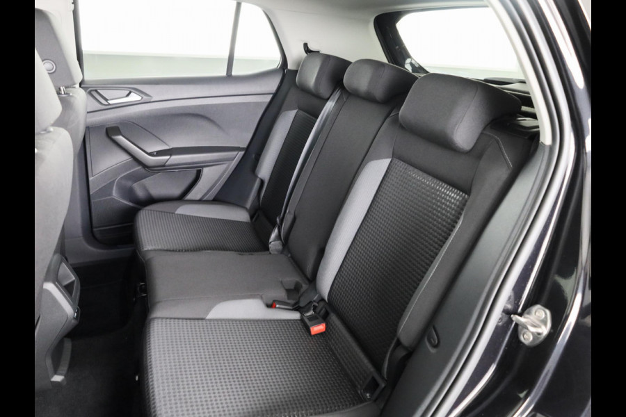 Volkswagen T-Cross 1.0 TSI R-Line 110Pk DSG | Navigatie | Parkeercamera | Digitaal dashboard |
