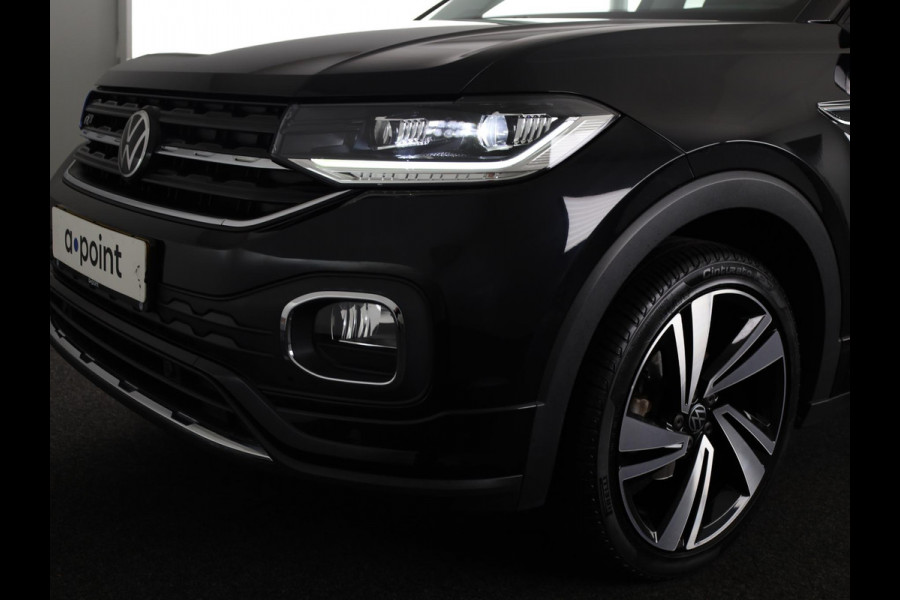 Volkswagen T-Cross 1.0 TSI R-Line 110Pk DSG | Navigatie | Parkeercamera | Digitaal dashboard |