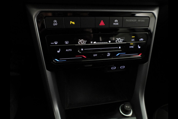 Volkswagen T-Cross 1.0 TSI R-Line 110Pk DSG | Navigatie | Parkeercamera | Digitaal dashboard |