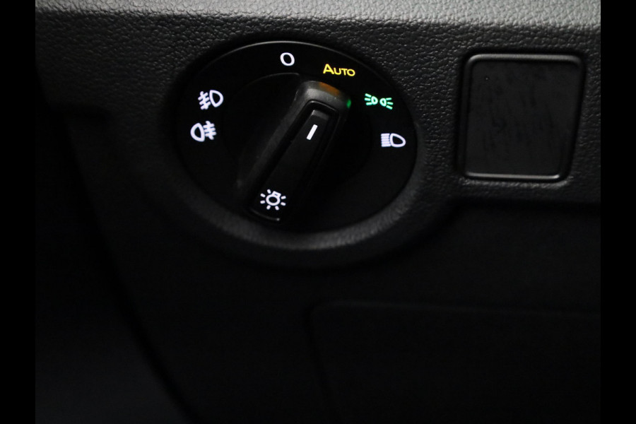 Volkswagen T-Cross 1.0 TSI R-Line 110Pk DSG | Navigatie | Parkeercamera | Digitaal dashboard |