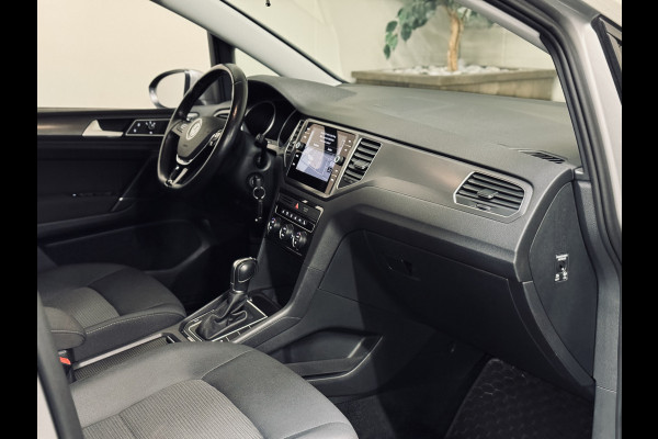 Volkswagen Golf Sportsvan 1.5 TSI ACT DSG | Trekhaak | Navi | Stoelverw.