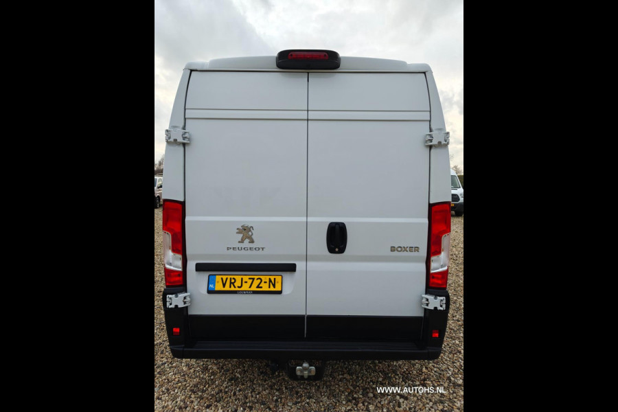 Peugeot Boxer 333 2.2 BlueHDi 140 PK, L3H2 Premium , Euro 6 , 1e Eig. Apk dec. 2026 , Clima , cruise , camera , navi