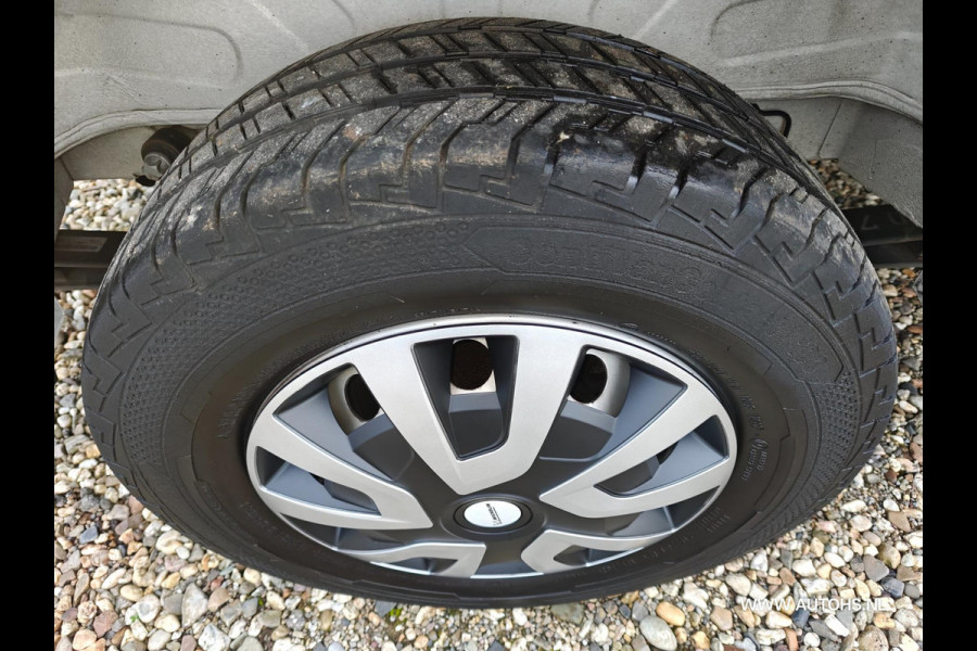 Peugeot Boxer 333 2.2 BlueHDi 140 PK, L3H2 Premium , Euro 6 , 1e Eig. Apk dec. 2026 , Clima , cruise , camera , navi