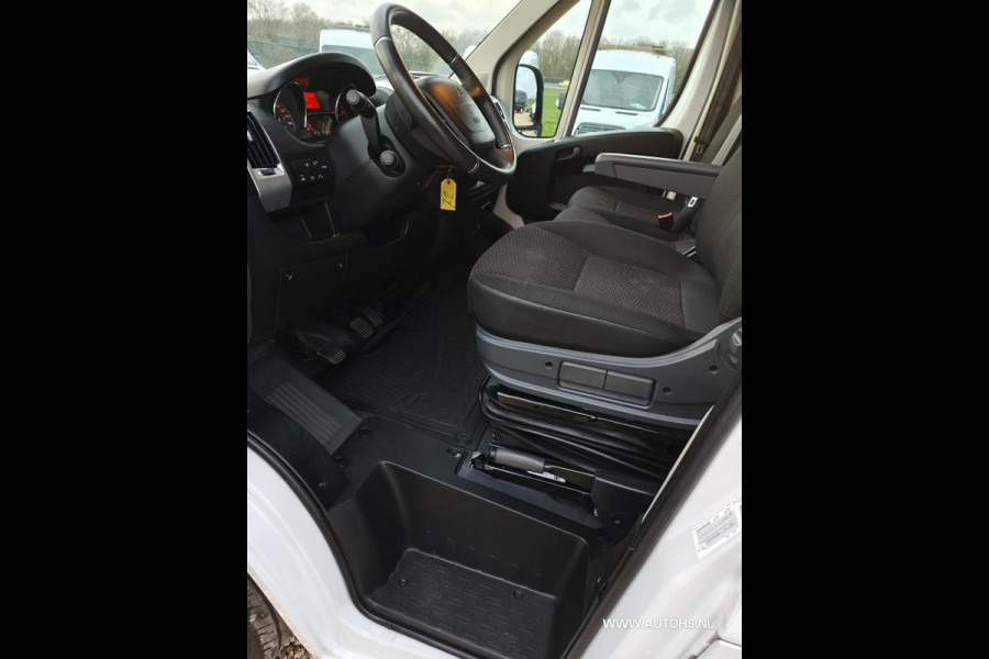 Peugeot Boxer 333 2.2 BlueHDi 140 PK, L3H2 Premium , Euro 6 , 1e Eig. Apk dec. 2026 , Clima , cruise , camera , navi