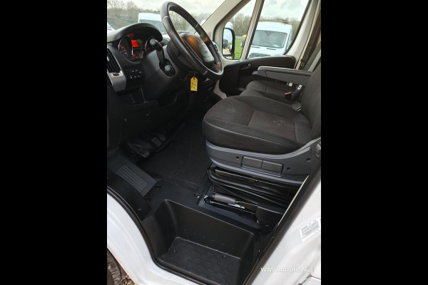 Peugeot Boxer 333 2.2 BlueHDi 140 PK, L3H2 Premium , Euro 6 , 1e Eig. Apk dec. 2026 , Clima , cruise , camera , navi