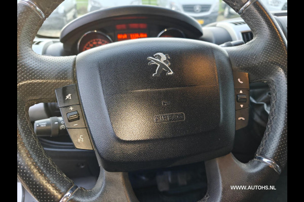 Peugeot Boxer 333 2.2 BlueHDi 140 PK, L3H2 Premium , Euro 6 , 1e Eig. Apk dec. 2026 , Clima , cruise , camera , navi