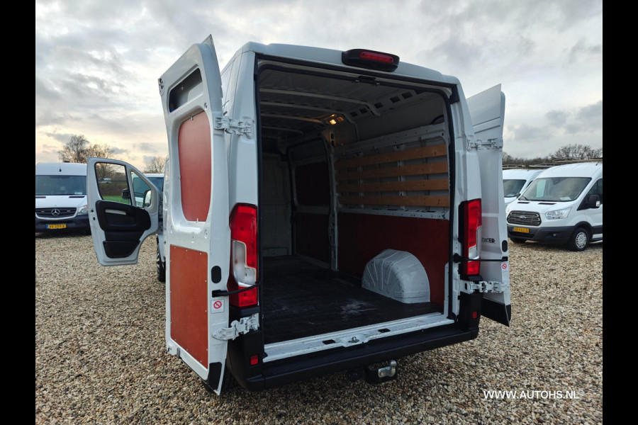 Peugeot Boxer 333 2.2 BlueHDi 140 PK, L3H2 Premium , Euro 6 , 1e Eig. Apk dec. 2026 , Clima , cruise , camera , navi