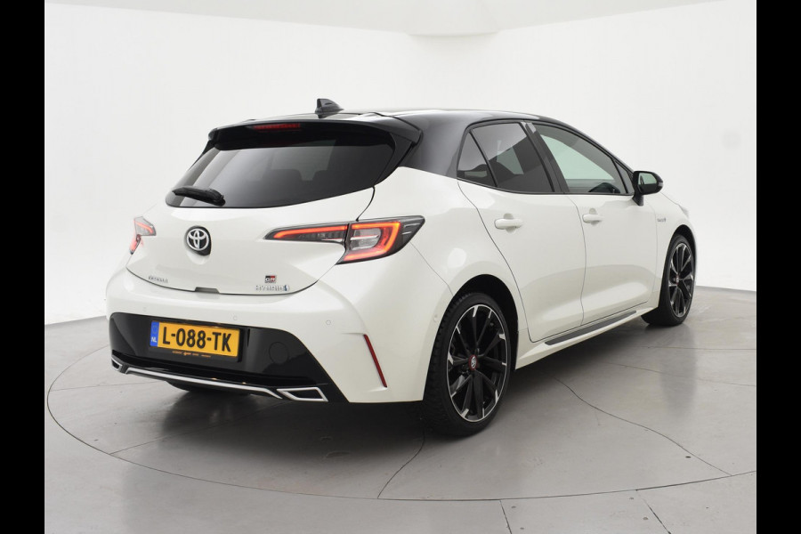 Toyota Corolla 2.0 HYBRID 184 PK GR-SPORT PLUS BI-TONE | 13.792 KM | JBL AUDIO | HEAD-UP DISPLAY | STOELVERWARMING | CAMERA