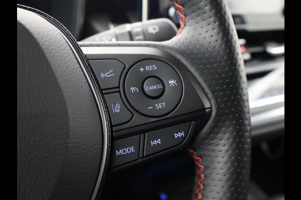 Toyota Corolla 2.0 HYBRID 184 PK GR-SPORT PLUS BI-TONE | 13.792 KM | JBL AUDIO | HEAD-UP DISPLAY | STOELVERWARMING | CAMERA