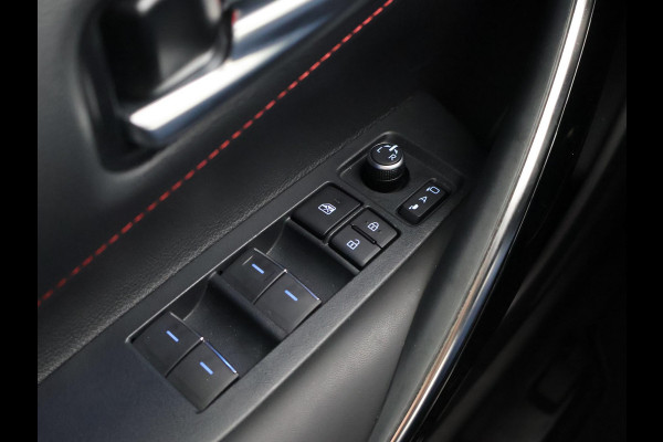 Toyota Corolla 2.0 HYBRID 184 PK GR-SPORT PLUS BI-TONE | 13.792 KM | JBL AUDIO | HEAD-UP DISPLAY | STOELVERWARMING | CAMERA