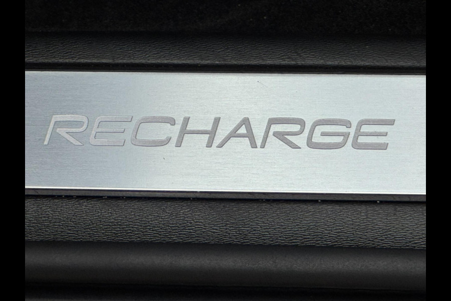 Volvo V90 2.0 T6 AWD Business Pro Automaat Adaptive cruise Climate Stuur-stoelverwarming Leer Apple / Android Dodehoekdetectie