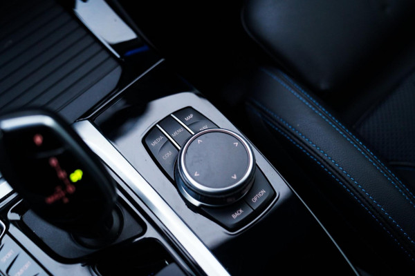 BMW X3 XDrive30e High Executive | Adaptieve Cruise | BMW LED | Luxe Leder | Hybride | Verwarmde voorstoelen |
