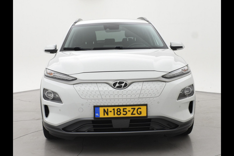 Hyundai Kona EV PREMIUM 64 KWH + LEDER | HEAD-UP | STUUR/STOELVERWARMING | CAMERA | ADAPTIVE CRUISE CONTROL