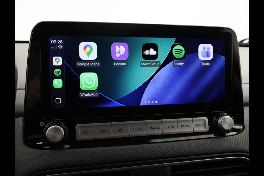 Hyundai Kona EV PREMIUM 64 KWH + LEDER | HEAD-UP | STUUR/STOELVERWARMING | CAMERA | ADAPTIVE CRUISE CONTROL