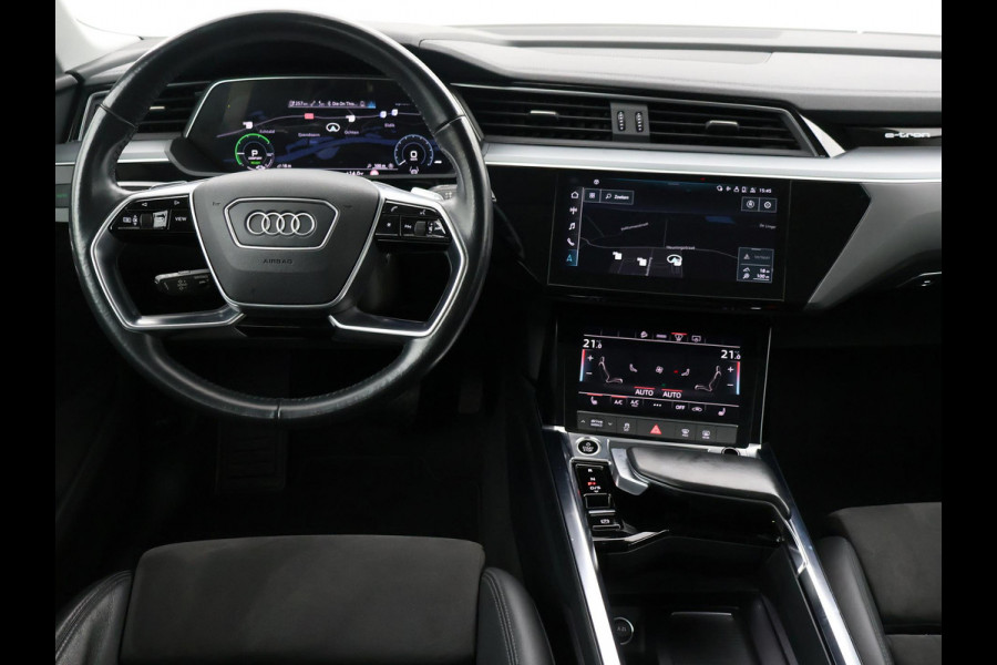 Audi e-tron 55 QUATTRO 95 kWh + TREKHAAK | NACHTZICHT | LUCHTVERING | HEAD-UP | ADAPTIVE CRUISE CONTROL