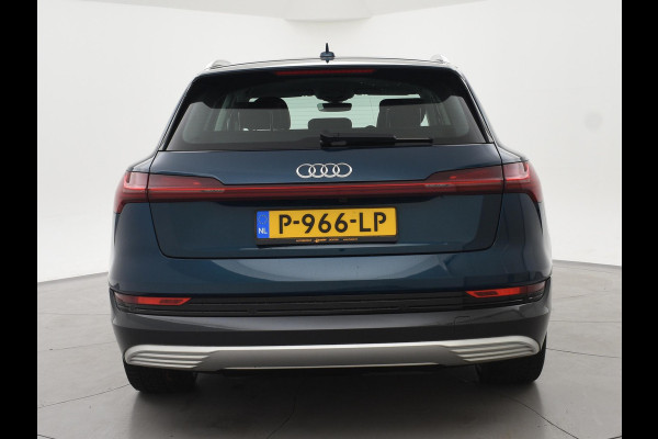 Audi e-tron 55 QUATTRO 95 kWh + TREKHAAK | NACHTZICHT | LUCHTVERING | HEAD-UP | ADAPTIVE CRUISE CONTROL
