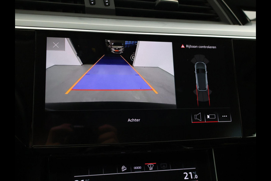 Audi e-tron 55 QUATTRO 95 kWh + TREKHAAK | NACHTZICHT | LUCHTVERING | HEAD-UP | ADAPTIVE CRUISE CONTROL