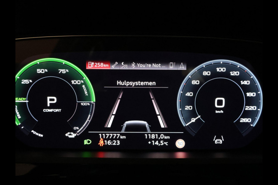 Audi e-tron 55 QUATTRO 95 kWh + TREKHAAK | NACHTZICHT | LUCHTVERING | HEAD-UP | ADAPTIVE CRUISE CONTROL