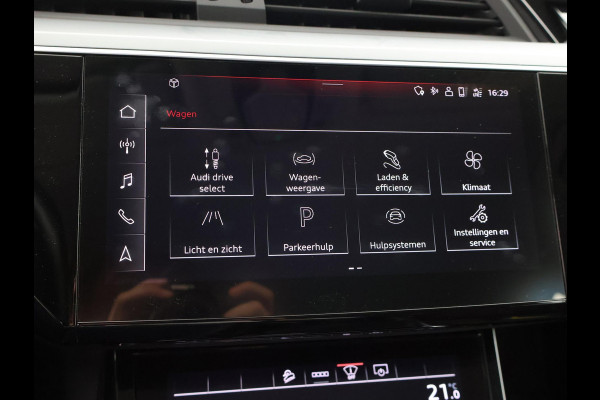 Audi e-tron 55 QUATTRO 95 kWh + TREKHAAK | NACHTZICHT | LUCHTVERING | HEAD-UP | ADAPTIVE CRUISE CONTROL