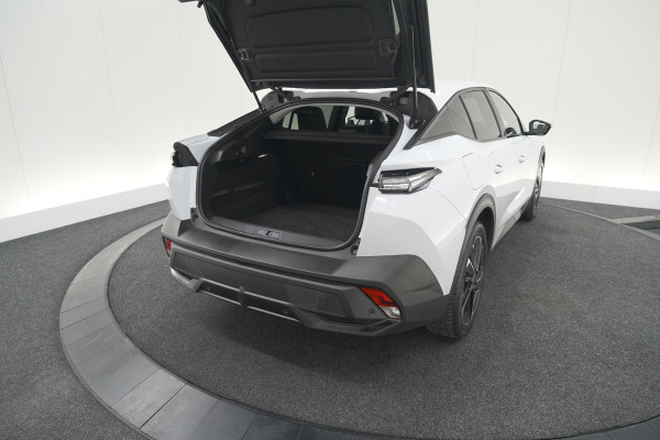 Peugeot 408 Hybrid 136 e-DCS6 Allure | 360 Camera | Adaptieve Cruise Control | Allseason Banden | Navigatie