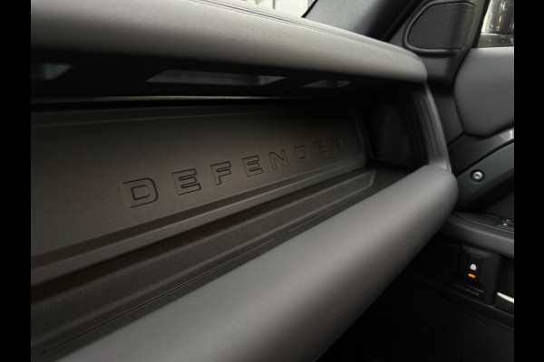 Land Rover Defender 110 P300e X-Dynamic SE ACC/Head-up/trekh/cold climate/5jrgarantie/Panoramadak